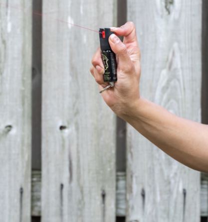 15 მლ წიწაკის სპრეი ფოსფორის ღილაკით